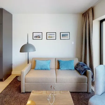 Apartment White Pearl 3.09 *