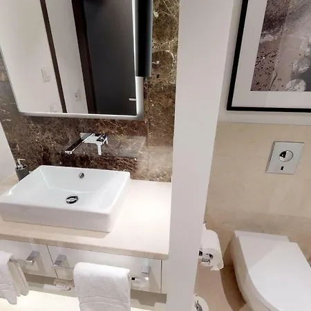 Apartment White Pearl 3.09