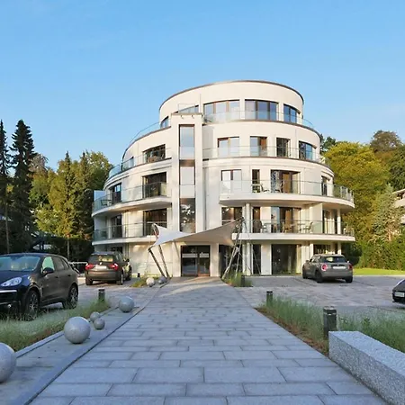 Apartman White Pearl 3.09 *